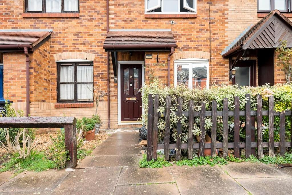 Monalychee Apartment London Exterior photo